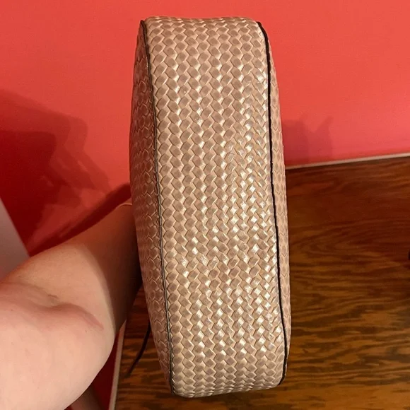 NWT DOONEY & BOURKE HANDLE TOTE PUTTY CROSSBODY HANDBAG - Picture 11 of 16